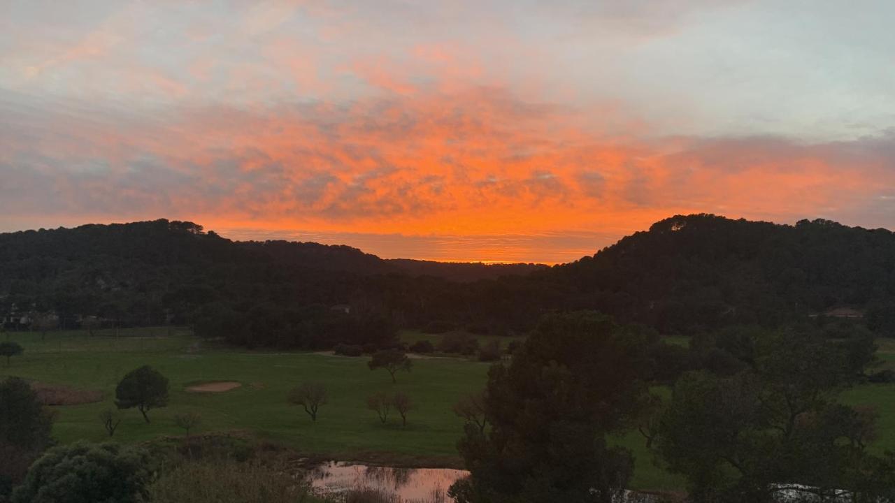 Apartamento Atardecer En Menorca Son Parc Vista Al Campo De Golf Ngoại thất bức ảnh